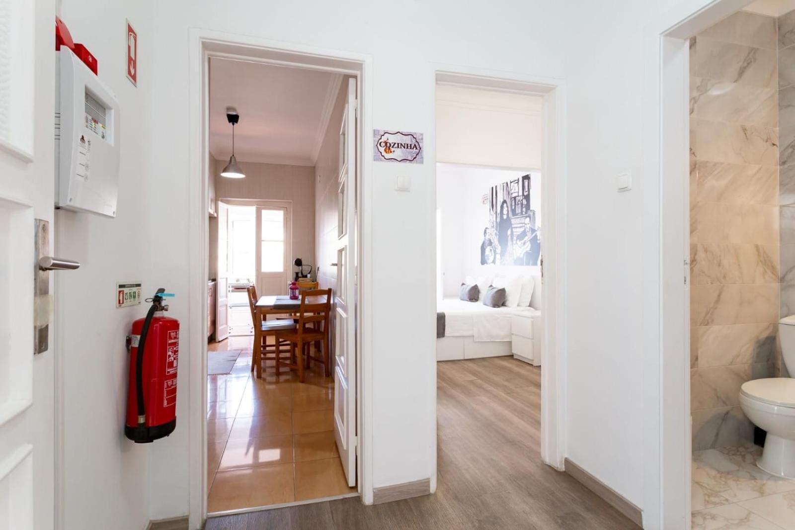 Divine House Of Graca Hotel Lisboa Екстериор снимка