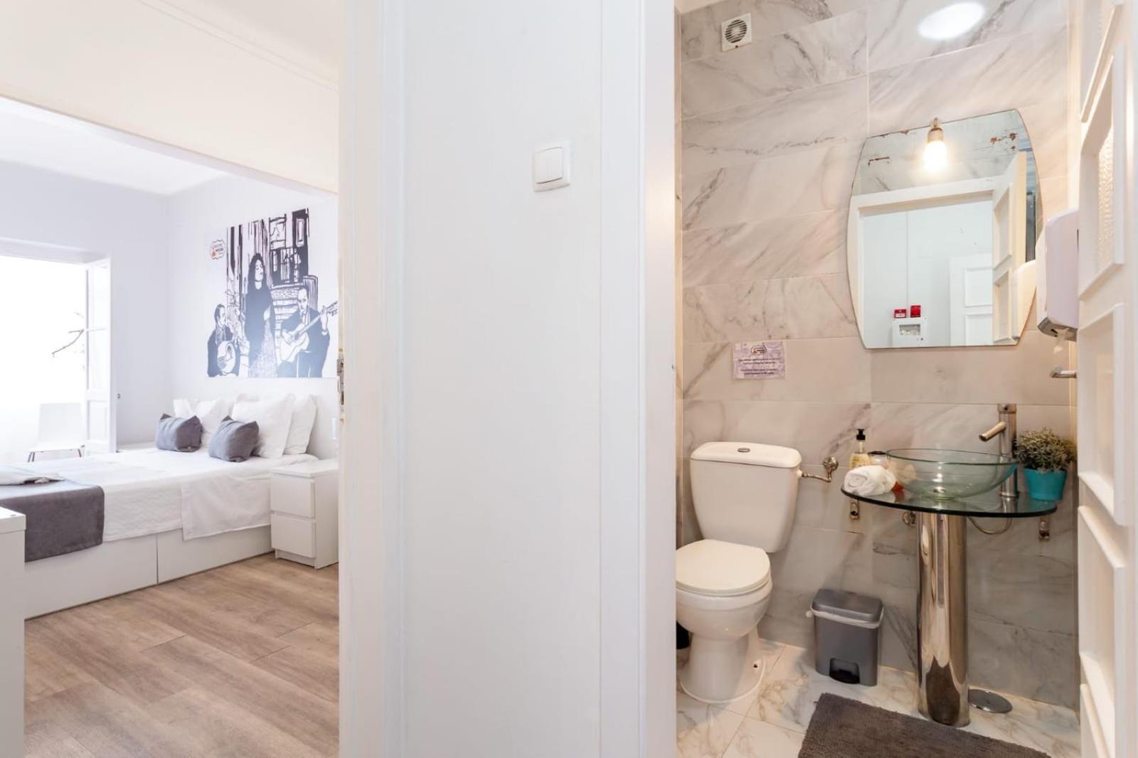 Divine House Of Graca Hotel Lisboa Екстериор снимка