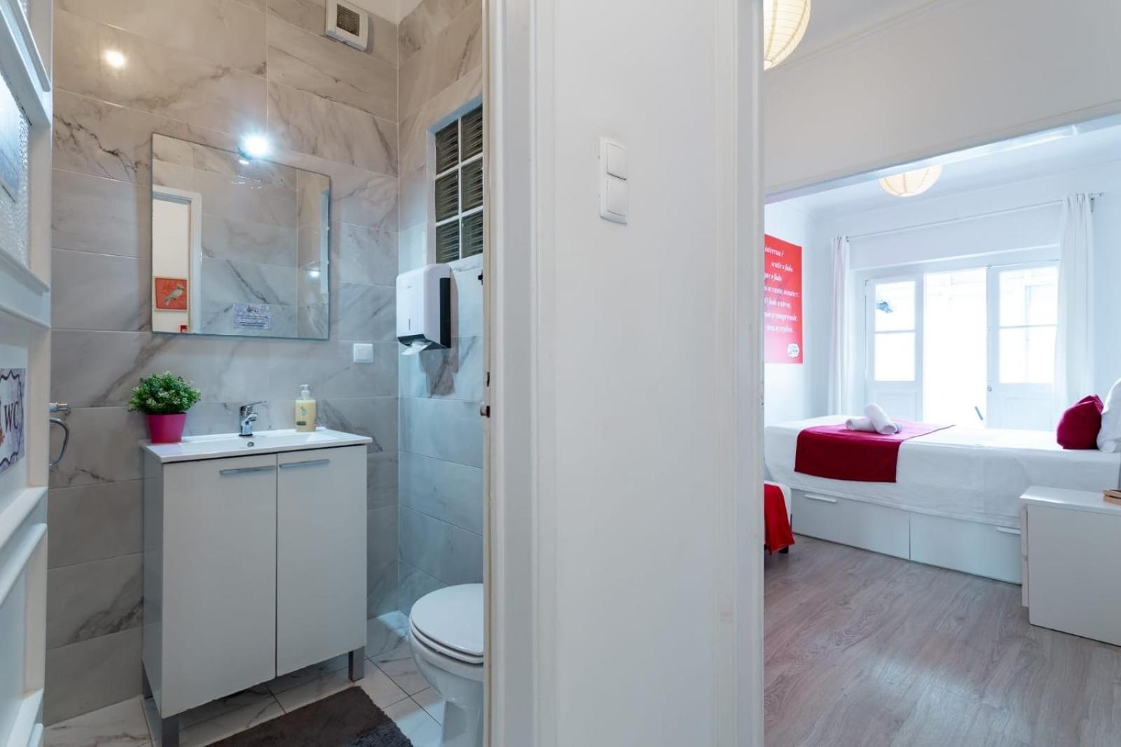 Divine House Of Graca Hotel Lisboa Екстериор снимка