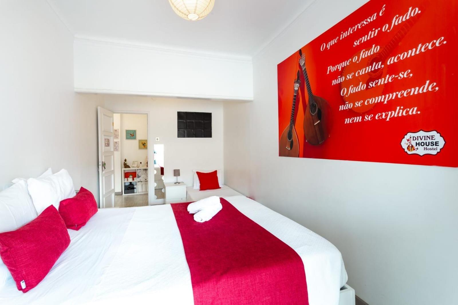 Divine House Of Graca Hotel Lisboa Екстериор снимка